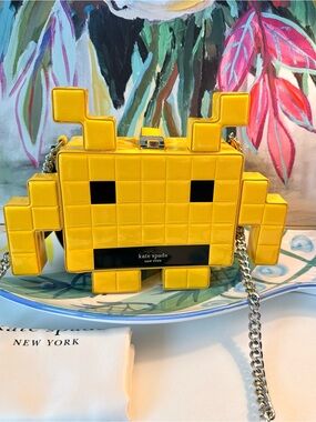 Space Invaders X Kate Spade Novelty Patent 3d Alien Crossbody NWT
